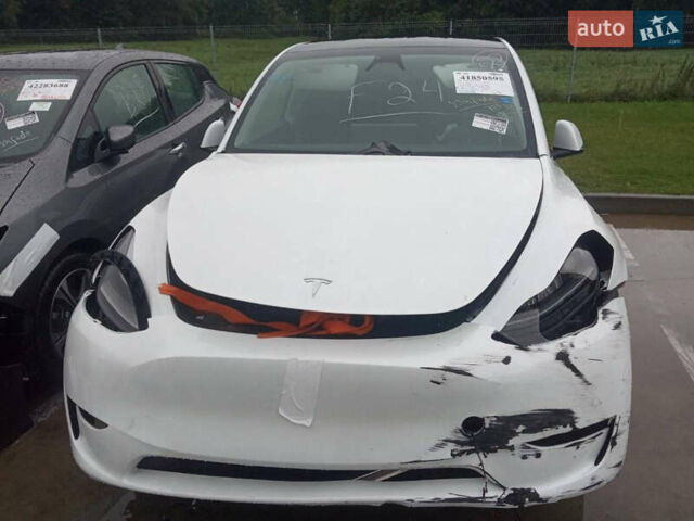 Тесла Model Y, объемом двигателя 0 л и пробегом 35 тыс. км за 21500 $, фото 7 на Automoto.ua