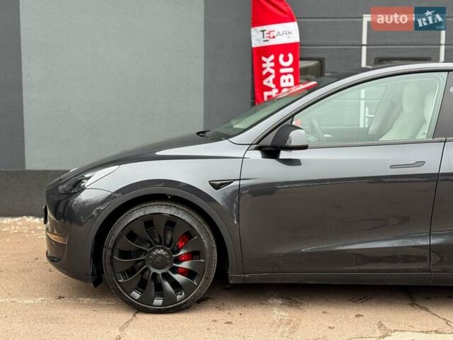 Тесла Model Y, объемом двигателя 0 л и пробегом 3 тыс. км за 39999 $, фото 4 на Automoto.ua