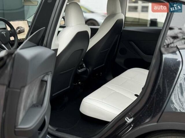 Тесла Model Y, объемом двигателя 0 л и пробегом 3 тыс. км за 39999 $, фото 14 на Automoto.ua