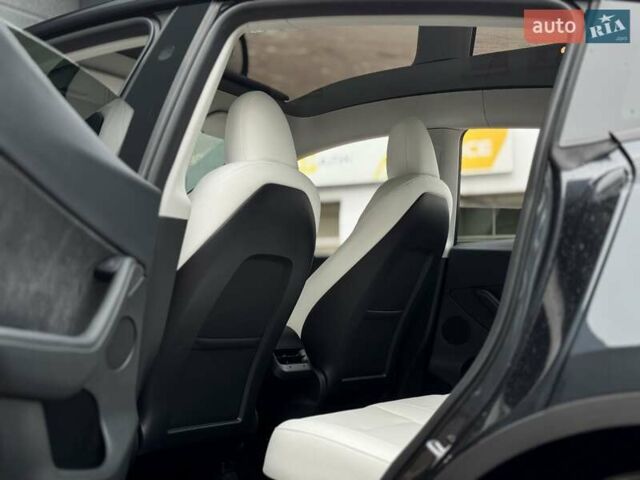 Тесла Model Y, объемом двигателя 0 л и пробегом 3 тыс. км за 39999 $, фото 15 на Automoto.ua
