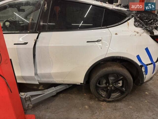 Тесла Model Y, объемом двигателя 0 л и пробегом 5 тыс. км за 20800 $, фото 2 на Automoto.ua