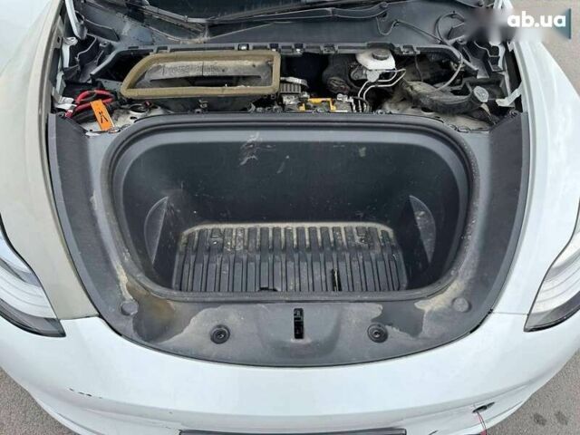 Тесла Model Y, объемом двигателя 0 л и пробегом 50 тыс. км за 17600 $, фото 12 на Automoto.ua