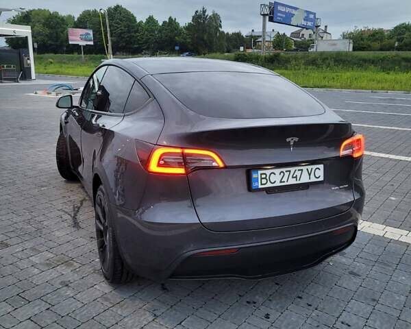 Серый Тесла Model Y, объемом двигателя 0 л и пробегом 83 тыс. км за 21499 $, фото 29 на Automoto.ua