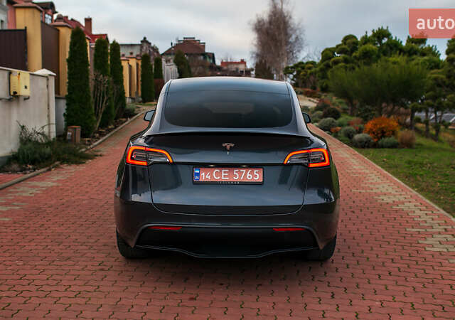 Сірий Тесла Model Y, об'ємом двигуна 0 л та пробігом 75 тис. км за 26499 $, фото 8 на Automoto.ua