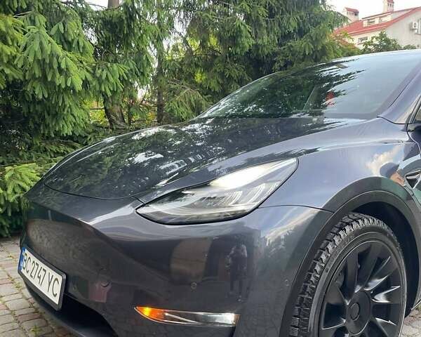 Серый Тесла Model Y, объемом двигателя 0 л и пробегом 83 тыс. км за 21499 $, фото 16 на Automoto.ua