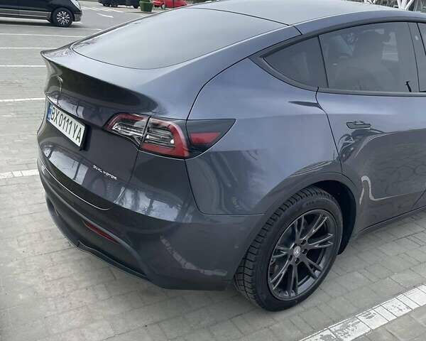 Сірий Тесла Model Y, об'ємом двигуна 0 л та пробігом 64 тис. км за 33700 $, фото 3 на Automoto.ua