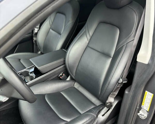 Серый Тесла Model Y, объемом двигателя 0 л и пробегом 92 тыс. км за 23500 $, фото 13 на Automoto.ua