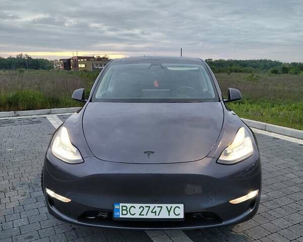 Серый Тесла Model Y, объемом двигателя 0 л и пробегом 83 тыс. км за 21499 $, фото 35 на Automoto.ua