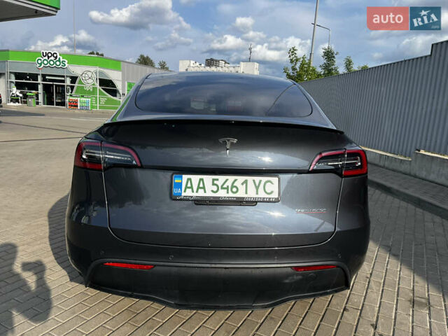Серый Тесла Model Y, объемом двигателя 0 л и пробегом 137 тыс. км за 22900 $, фото 4 на Automoto.ua
