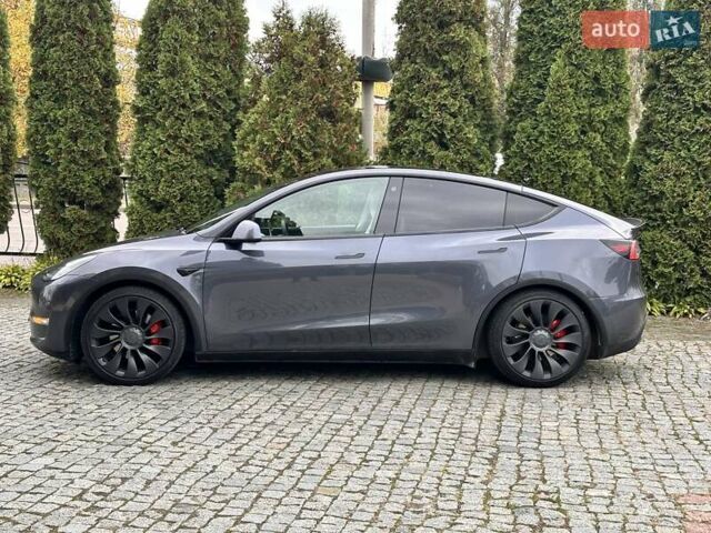 Тесла Model Y 2020 у Києві на Automoto.ua Сірий Тесла Model Y, об'ємом двигуна 0 л та пробігом 95 тис. км за 22700 $, фото 3 на Automoto.ua