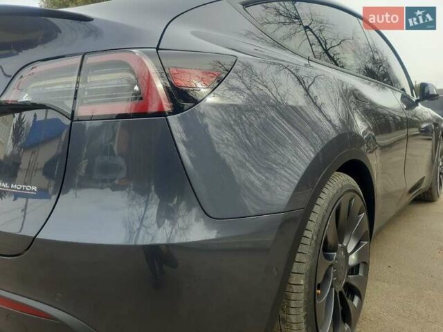 Серый Тесла Model Y, объемом двигателя 0 л и пробегом 48 тыс. км за 24900 $, фото 72 на Automoto.ua