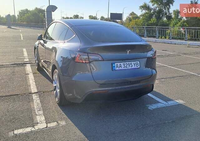Серый Тесла Model Y, объемом двигателя 0 л и пробегом 114 тыс. км за 25500 $, фото 4 на Automoto.ua