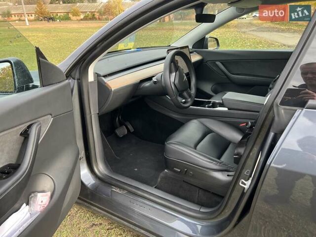 Серый Тесла Model Y, объемом двигателя 0 л и пробегом 38 тыс. км за 55555 $, фото 7 на Automoto.ua