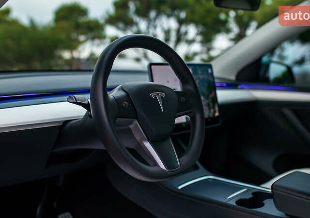 Сірий Тесла Model Y, об'ємом двигуна 0 л та пробігом 75 тис. км за 26499 $, фото 52 на Automoto.ua