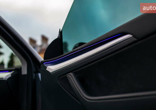 Сірий Тесла Model Y, об'ємом двигуна 0 л та пробігом 75 тис. км за 26499 $, фото 42 на Automoto.ua