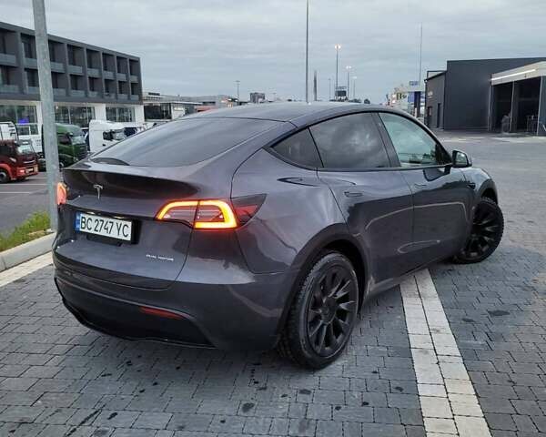 Серый Тесла Model Y, объемом двигателя 0 л и пробегом 83 тыс. км за 21499 $, фото 37 на Automoto.ua