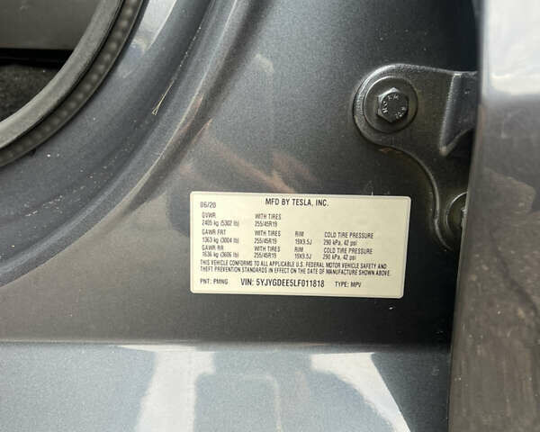 Серый Тесла Model Y, объемом двигателя 0 л и пробегом 99 тыс. км за 22300 $, фото 17 на Automoto.ua