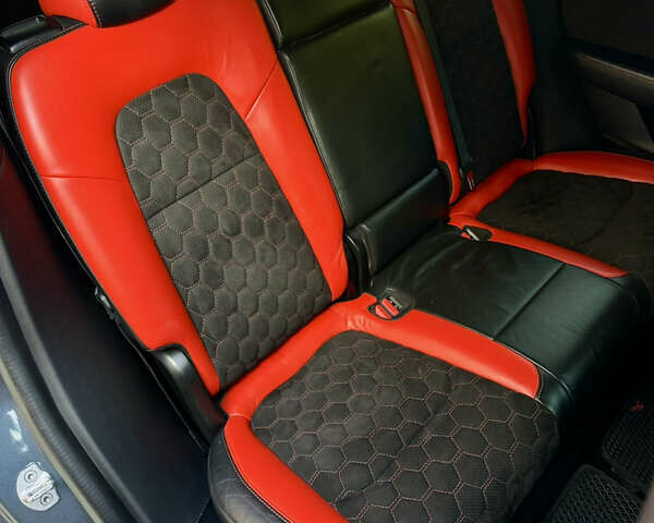 Серый Тесла Model Y, объемом двигателя 0 л и пробегом 100 тыс. км за 23000 $, фото 18 на Automoto.ua