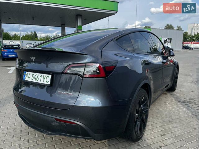Серый Тесла Model Y, объемом двигателя 0 л и пробегом 137 тыс. км за 22900 $, фото 5 на Automoto.ua