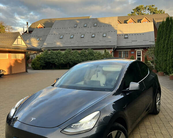 Серый Тесла Model Y, объемом двигателя 0 л и пробегом 117 тыс. км за 22000 $, фото 6 на Automoto.ua