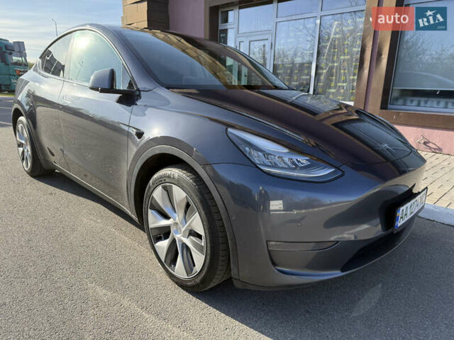 Серый Тесла Model Y, объемом двигателя 0 л и пробегом 59 тыс. км за 22300 $, фото 18 на Automoto.ua