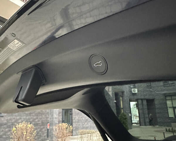 Сірий Тесла Model Y, об'ємом двигуна 0 л та пробігом 113 тис. км за 25800 $, фото 31 на Automoto.ua