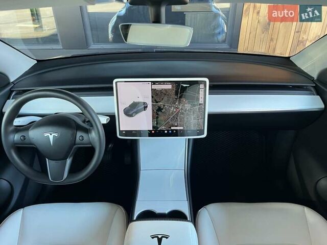 Сірий Тесла Model Y, об'ємом двигуна 0 л та пробігом 81 тис. км за 21499 $, фото 1 на Automoto.ua