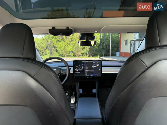 Серый Тесла Model Y, объемом двигателя 0 л и пробегом 104 тыс. км за 22500 $, фото 25 на Automoto.ua