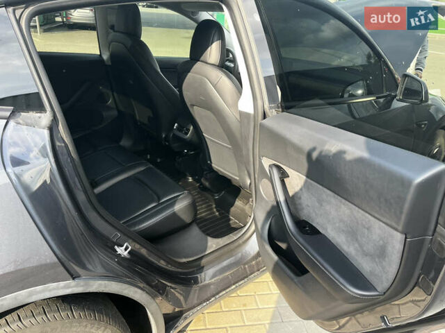Серый Тесла Model Y, объемом двигателя 0 л и пробегом 137 тыс. км за 22900 $, фото 14 на Automoto.ua