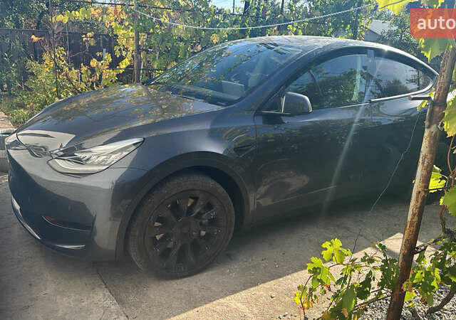 Серый Тесла Model Y, объемом двигателя 0 л и пробегом 170 тыс. км за 23000 $, фото 12 на Automoto.ua