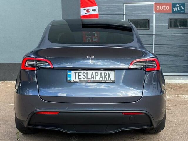 Серый Тесла Model Y, объемом двигателя 0 л и пробегом 123 тыс. км за 23999 $, фото 8 на Automoto.ua