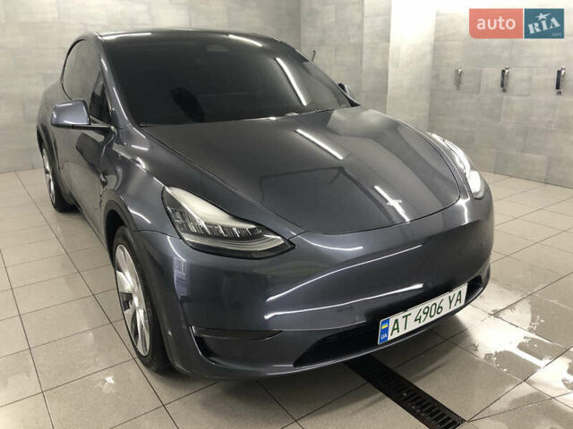 Серый Тесла Model Y, объемом двигателя 0 л и пробегом 12 тыс. км за 28500 $, фото 14 на Automoto.ua