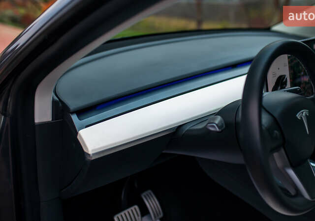 Сірий Тесла Model Y, об'ємом двигуна 0 л та пробігом 75 тис. км за 26499 $, фото 47 на Automoto.ua