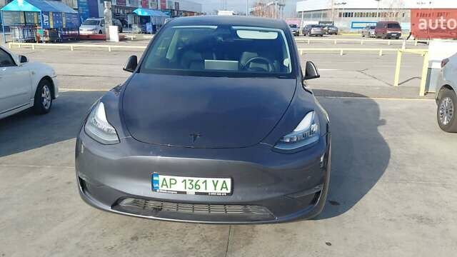 Серый Тесла Model Y, объемом двигателя 0 л и пробегом 122 тыс. км за 21500 $, фото 1 на Automoto.ua