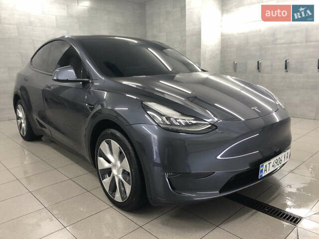 Серый Тесла Model Y, объемом двигателя 0 л и пробегом 12 тыс. км за 28500 $, фото 16 на Automoto.ua