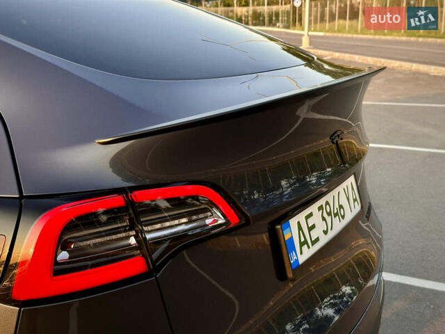 Сірий Тесла Model Y, об'ємом двигуна 0 л та пробігом 96 тис. км за 23499 $, фото 14 на Automoto.ua