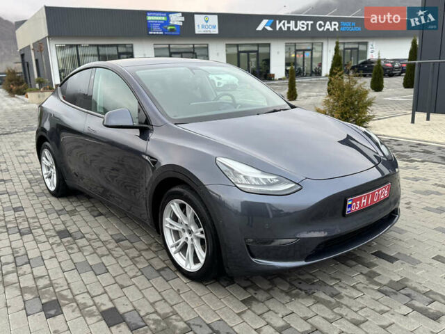 Серый Тесла Model Y, объемом двигателя 0 л и пробегом 128 тыс. км за 20300 $, фото 3 на Automoto.ua