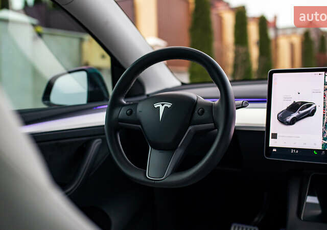 Сірий Тесла Model Y, об'ємом двигуна 0 л та пробігом 75 тис. км за 26499 $, фото 32 на Automoto.ua