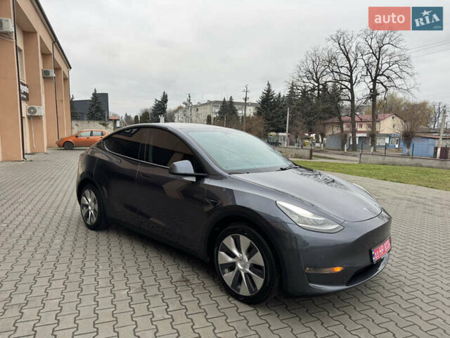 Серый Тесла Model Y, объемом двигателя 0 л и пробегом 170 тыс. км за 19500 $, фото 6 на Automoto.ua