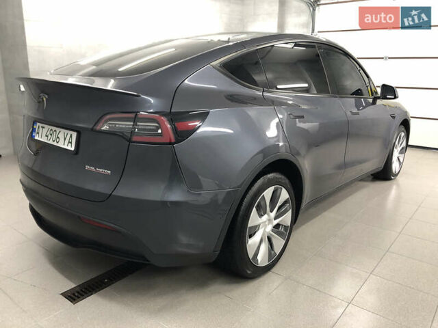 Серый Тесла Model Y, объемом двигателя 0 л и пробегом 12 тыс. км за 28500 $, фото 13 на Automoto.ua