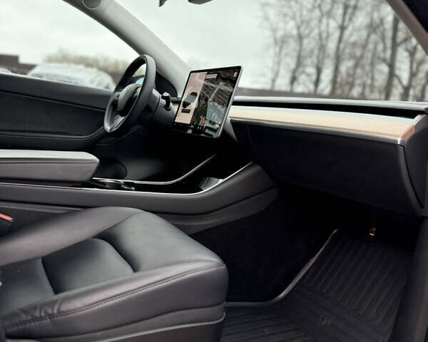 Сірий Тесла Model Y, об'ємом двигуна 0 л та пробігом 107 тис. км за 23500 $, фото 28 на Automoto.ua