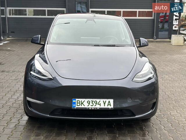 Серый Тесла Model Y, объемом двигателя 0 л и пробегом 92 тыс. км за 23500 $, фото 6 на Automoto.ua