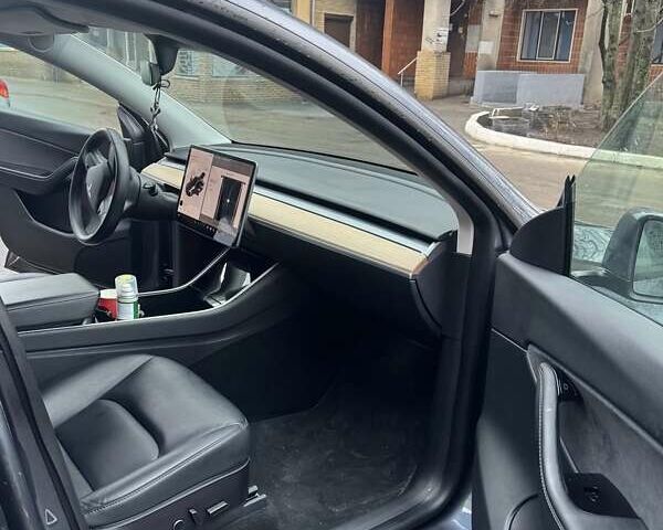 Серый Тесла Model Y, объемом двигателя 0 л и пробегом 46 тыс. км за 29500 $, фото 8 на Automoto.ua