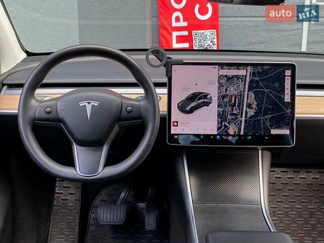 Серый Тесла Model Y, объемом двигателя 0 л и пробегом 123 тыс. км за 23999 $, фото 17 на Automoto.ua