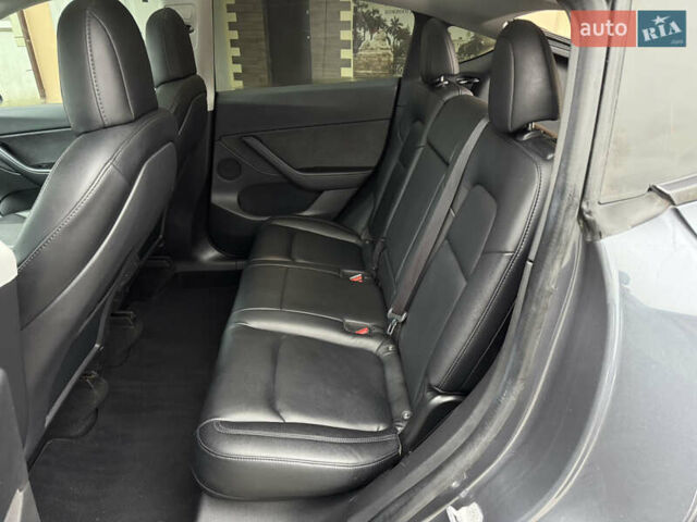 Серый Тесла Model Y, объемом двигателя 0 л и пробегом 170 тыс. км за 19500 $, фото 30 на Automoto.ua