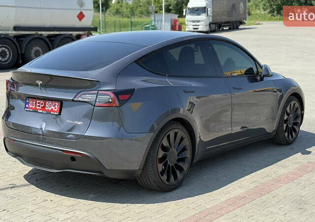 Тесла Model Y 2020 в Луцке на Automoto.ua Серый Тесла Model Y, объемом двигателя 0 л и пробегом 112 тыс. км за 21300 $, фото 3 на Automoto.ua