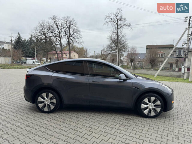 Серый Тесла Model Y, объемом двигателя 0 л и пробегом 170 тыс. км за 19500 $, фото 8 на Automoto.ua