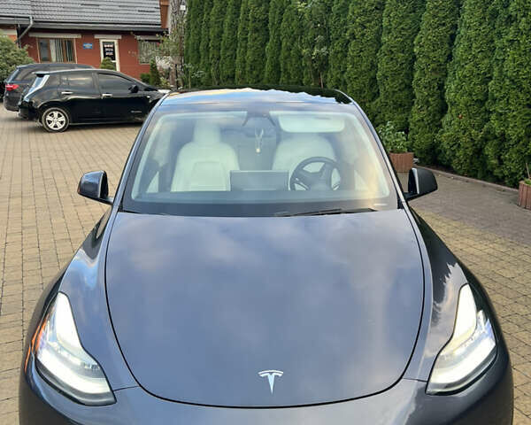 Серый Тесла Model Y, объемом двигателя 0 л и пробегом 117 тыс. км за 22000 $, фото 3 на Automoto.ua
