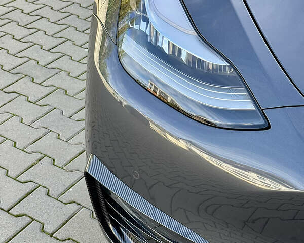 Серый Тесла Model Y, объемом двигателя 0 л и пробегом 100 тыс. км за 23000 $, фото 12 на Automoto.ua