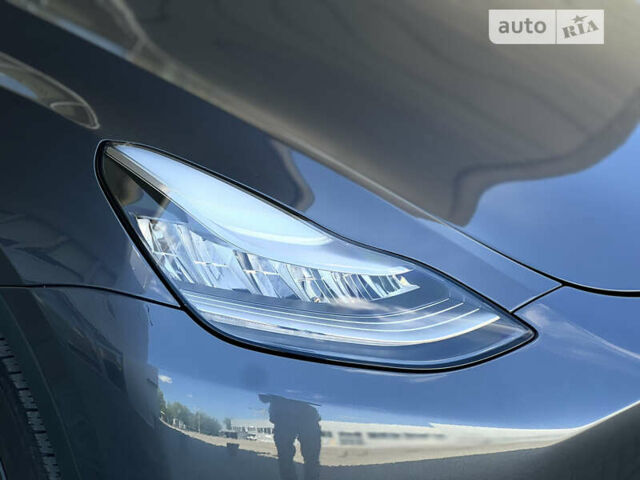 Серый Тесла Model Y, объемом двигателя 0 л и пробегом 57 тыс. км за 32900 $, фото 17 на Automoto.ua